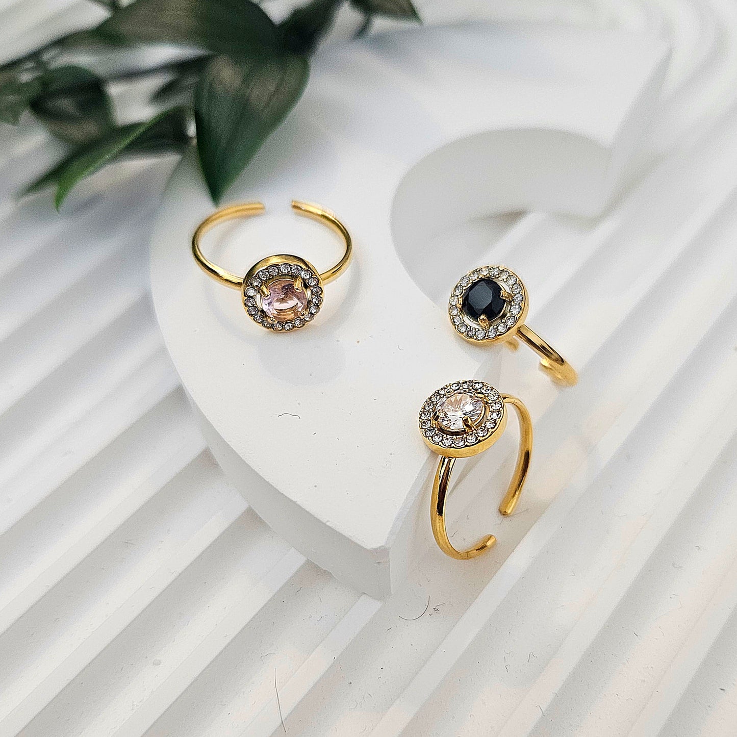 Circle Gem Ring