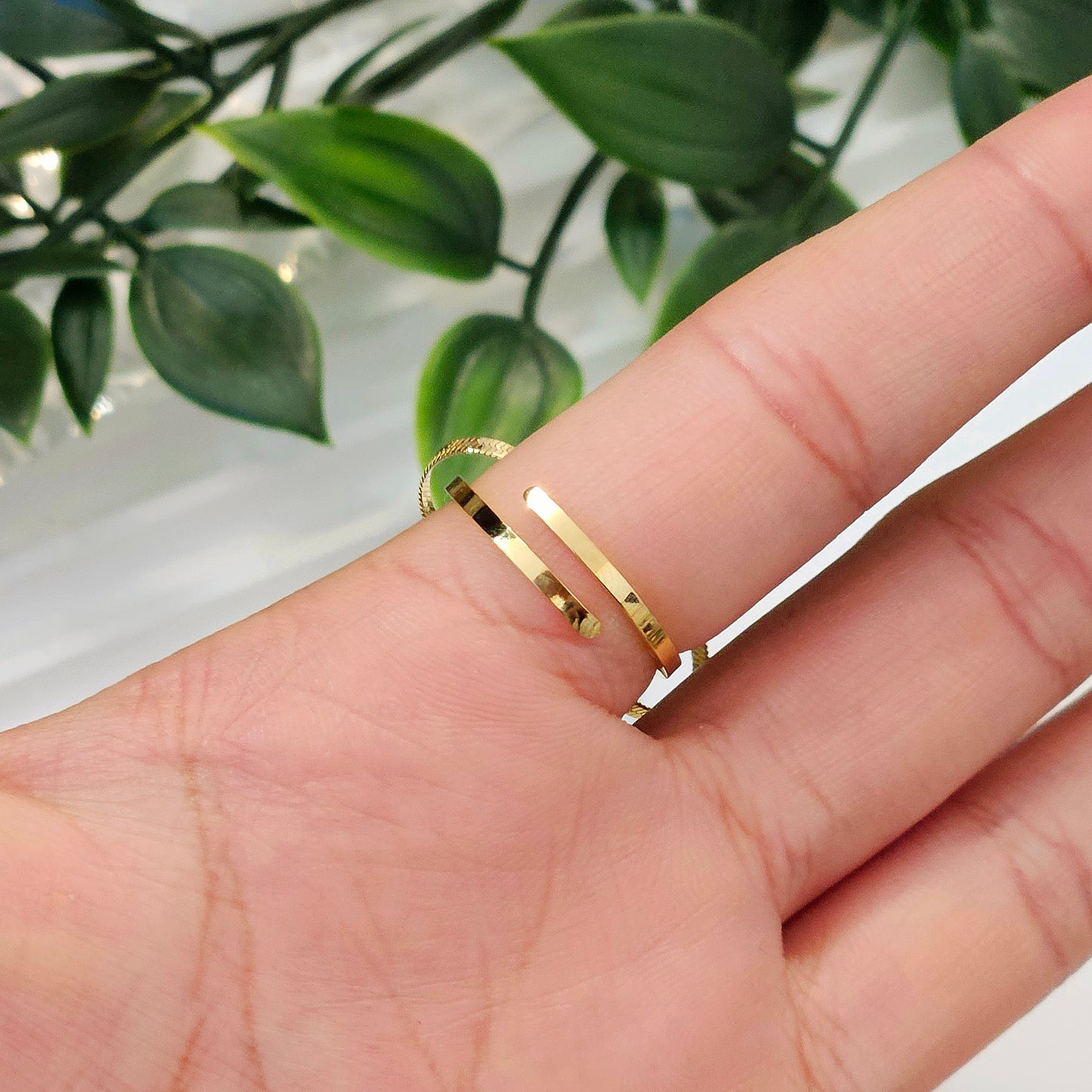 Soft Bow Ring