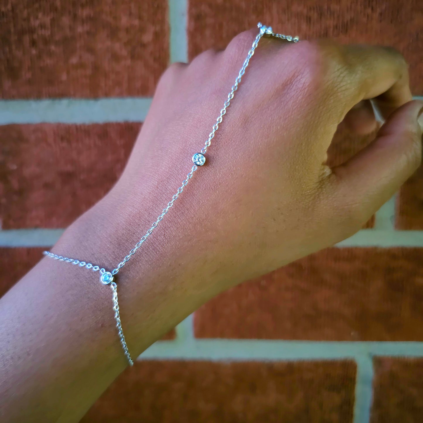 Dainty Sitarah Hand Chain - Gold & Silver