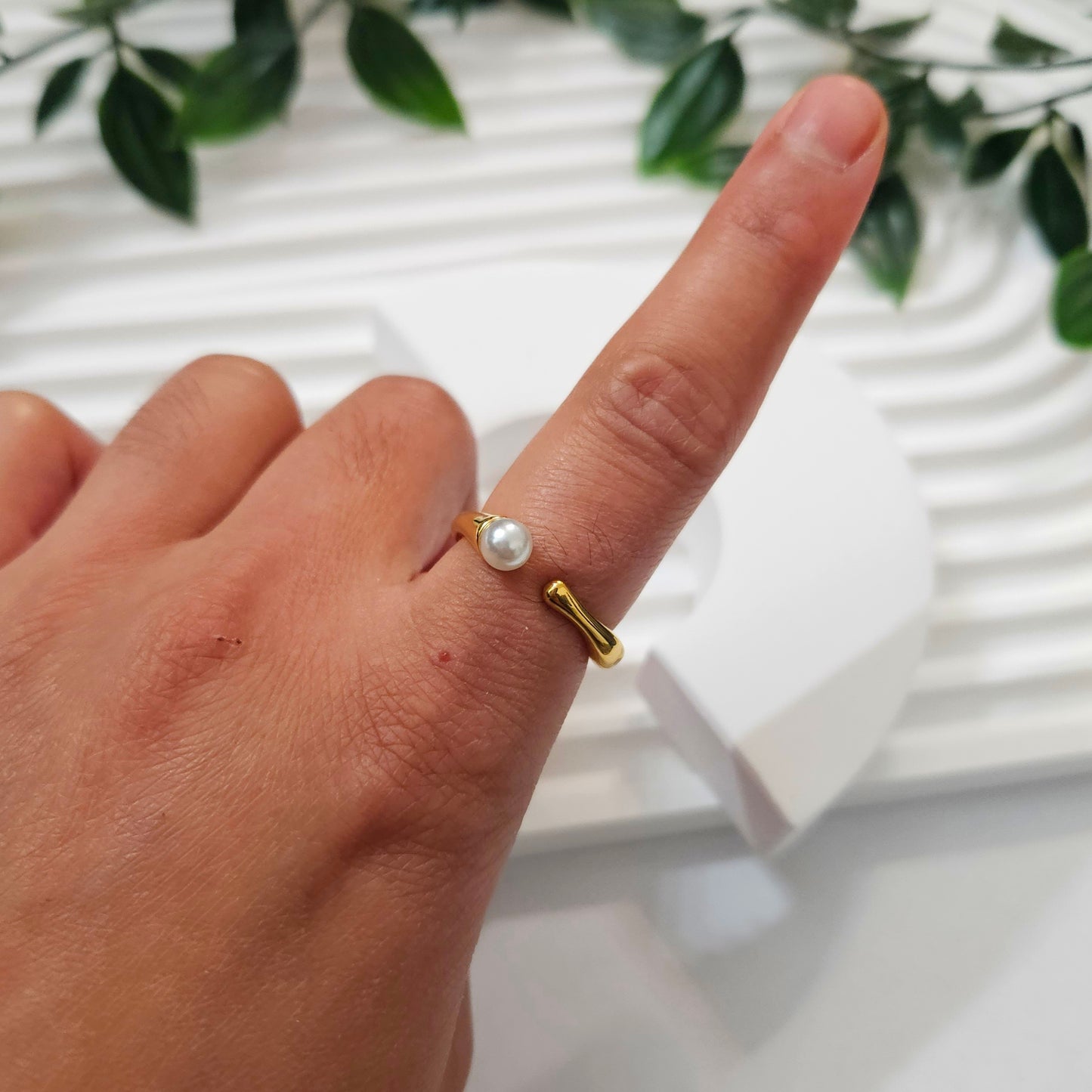Statement Pearl Ring