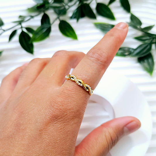 Twisted Pearl Ring